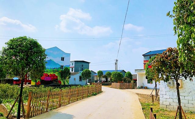 潼南區(qū)桂林街道：以高質(zhì)量黨建推動(dòng)高質(zhì)量發(fā)展（高質(zhì)量黨建引領(lǐng)社區(qū)發(fā)展）